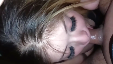 Sultry chick with perfect ass