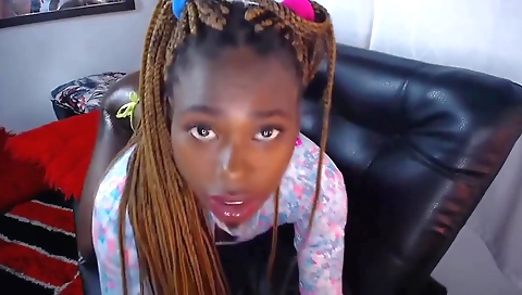 Sexy slut loves to fuck with her boyfriend