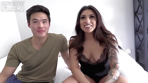 Mature and dildoy fuck with sexy couple